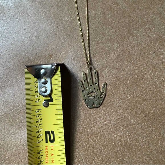 Hamsa charm necklace - Picture 4 of 8